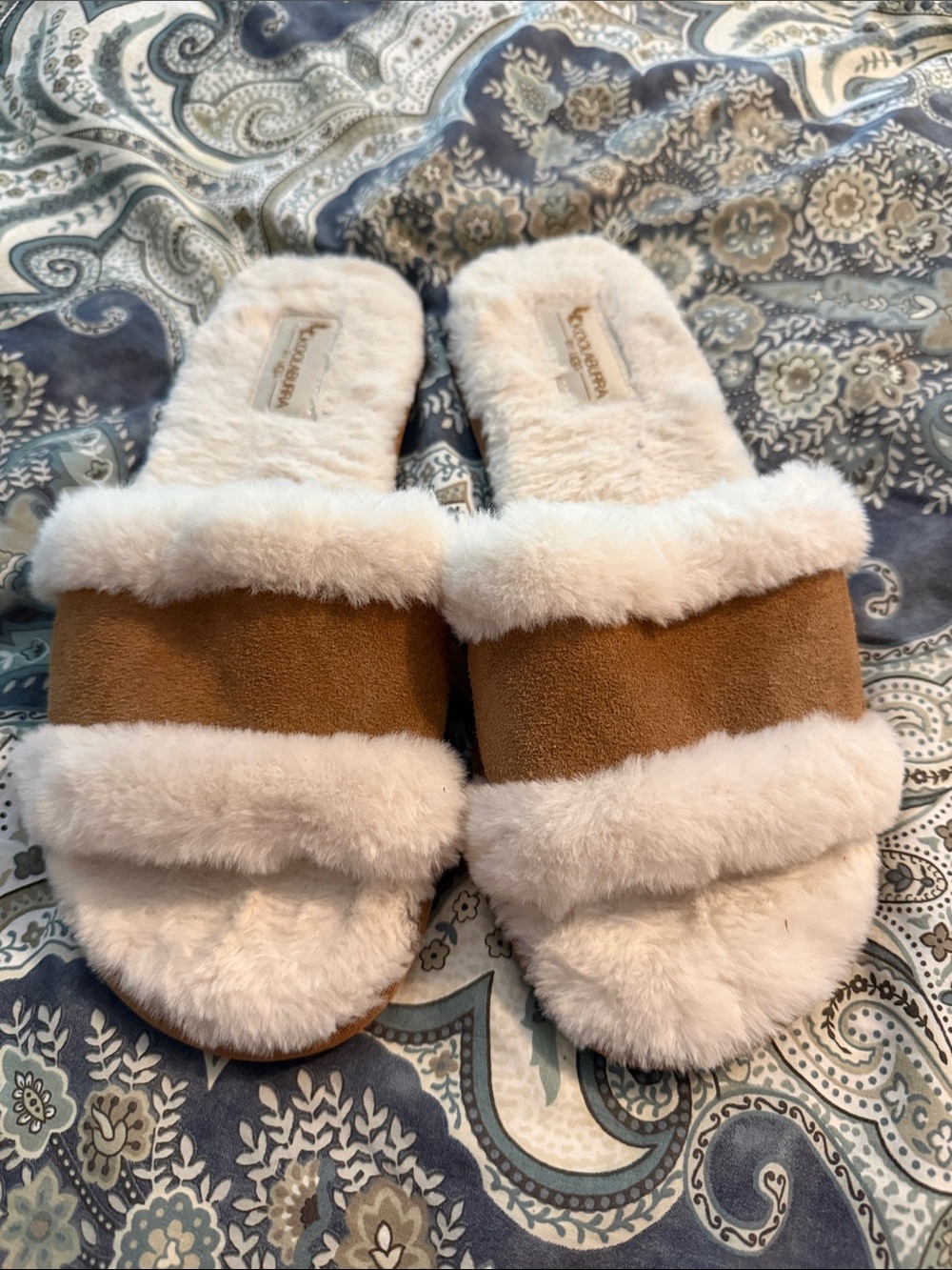 Koolaburra Tan and Cream Fuzzy Slide Slippers